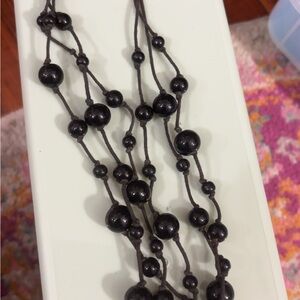 Classic Black Beaded Necklace with Glossy Finish